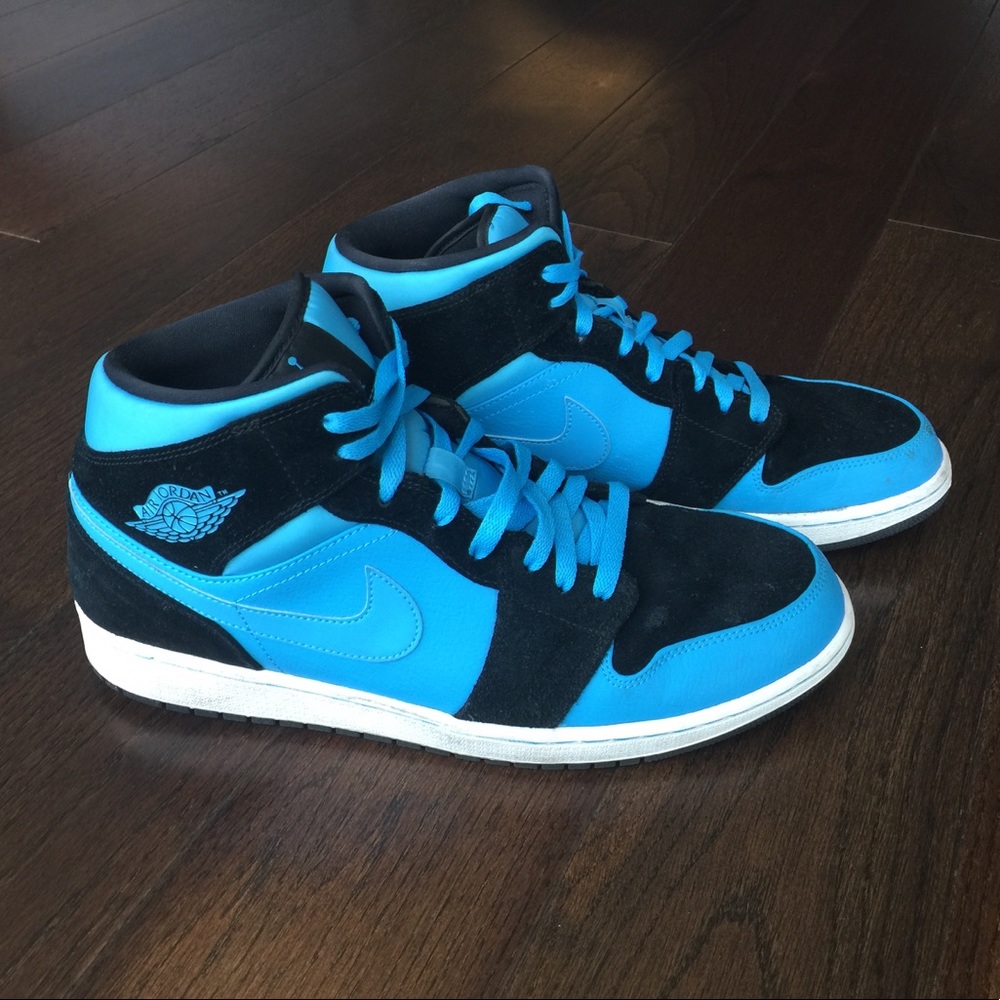 Air Jordan 1 mid (GS) powder blue